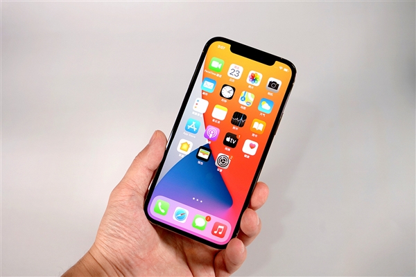 云阳苹果手机维修分享iOS 14.2修订版已到，专属iPhone 12系列 