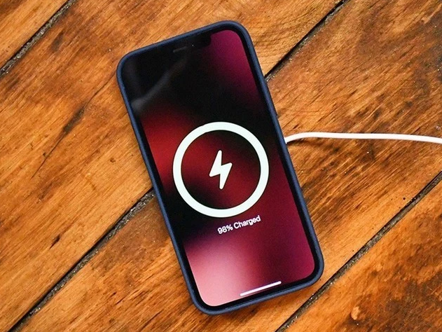 云阳苹果手机维修分享iPhone 12可以随便充电吗 